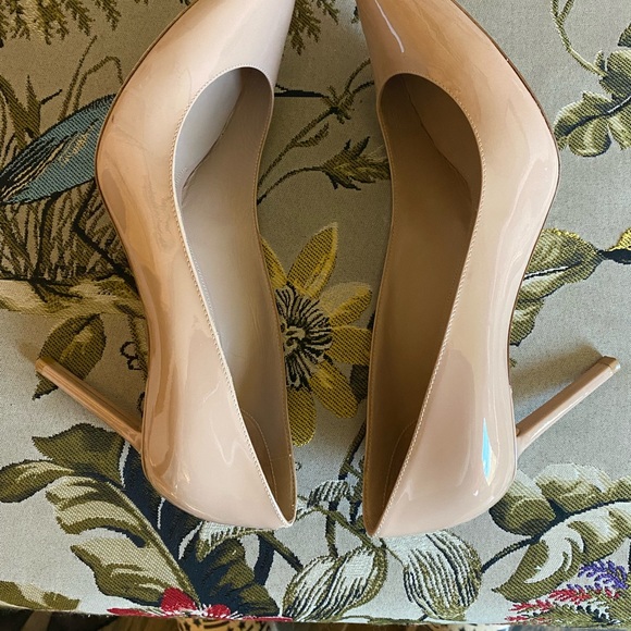 Saint Laurent nude pump - Picture 5 of 8